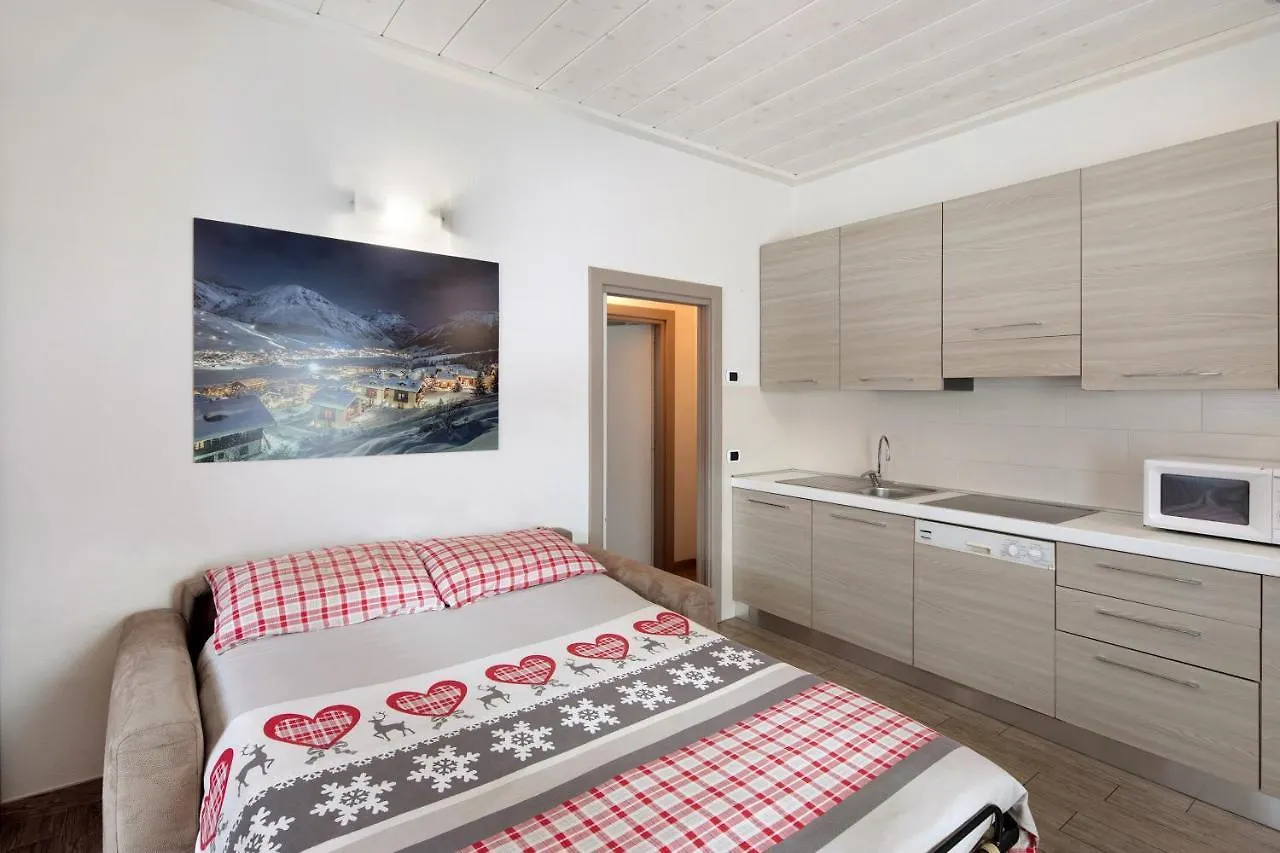 Apartment Appartamenti Arcobaleno Viola Livigno